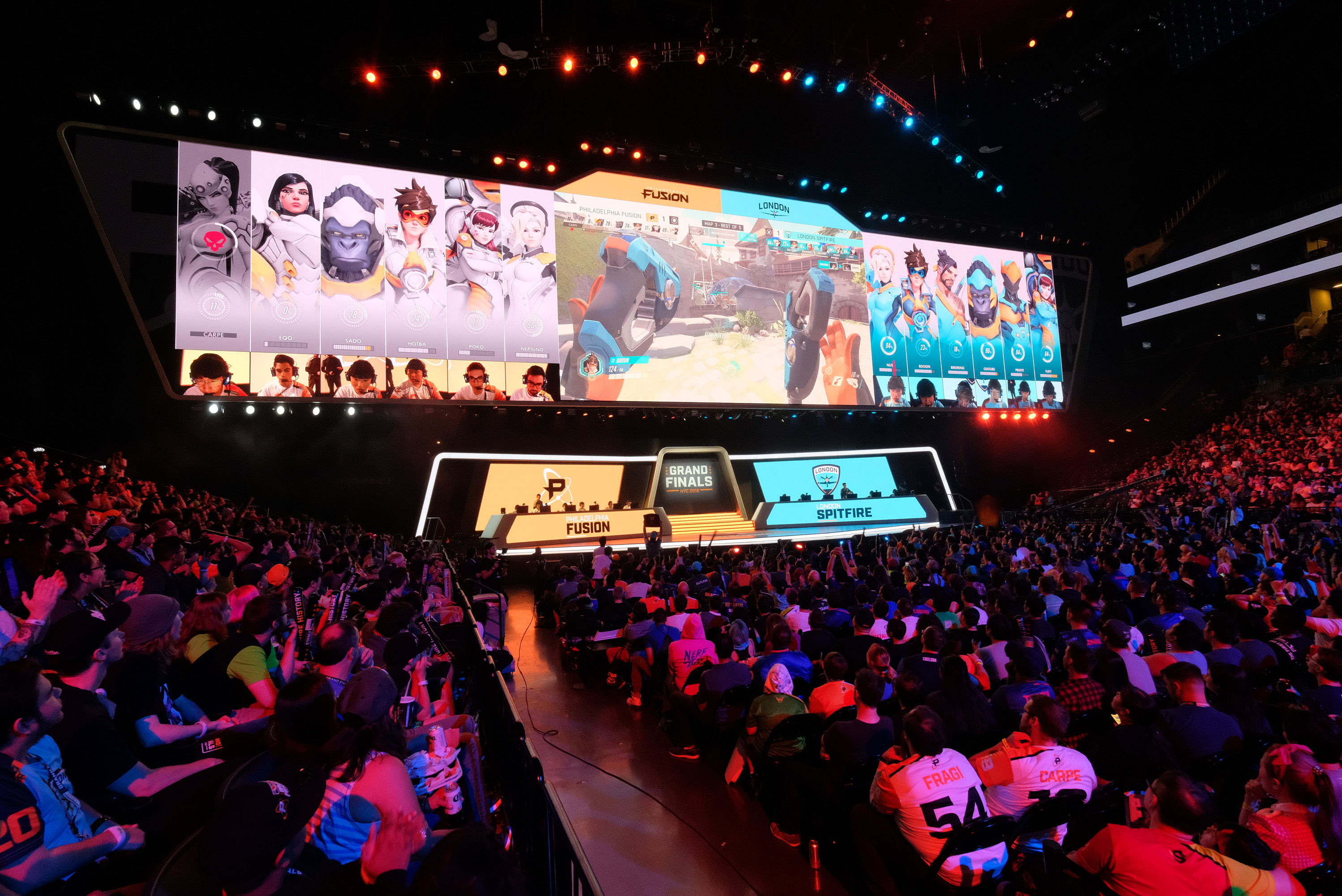 OWL 2018 grand finals stage.