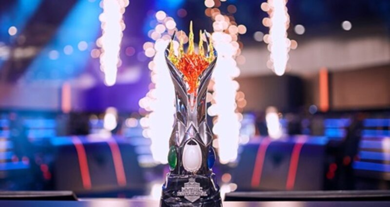 Mythic Championship MTG Trophy