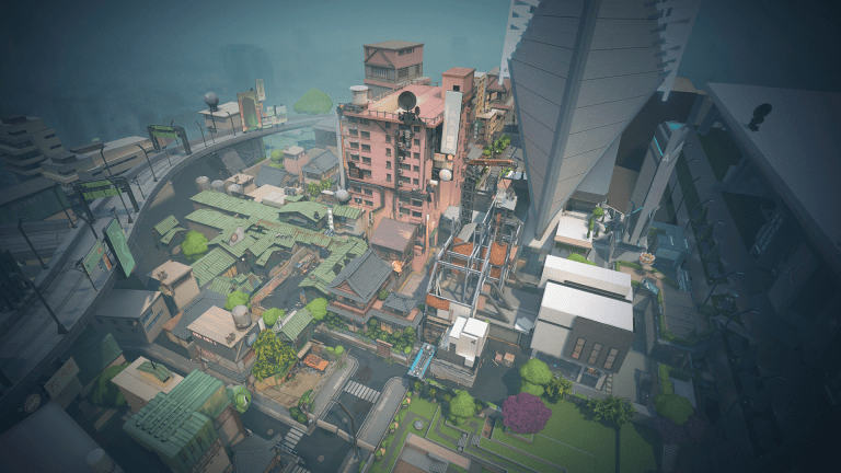 VALORANT map Split, a crowded cityscape with multiple levels of buildings.