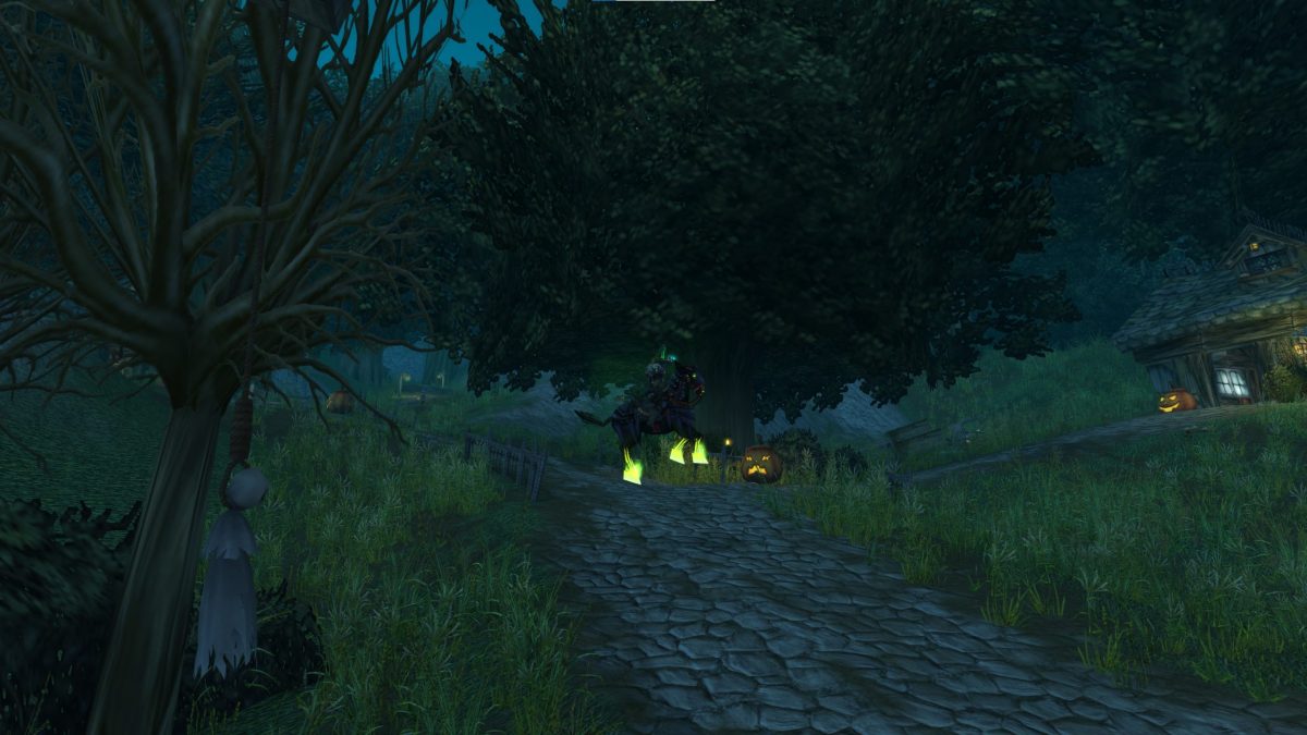 The Headless Horseman flying through Duskwood in WoW