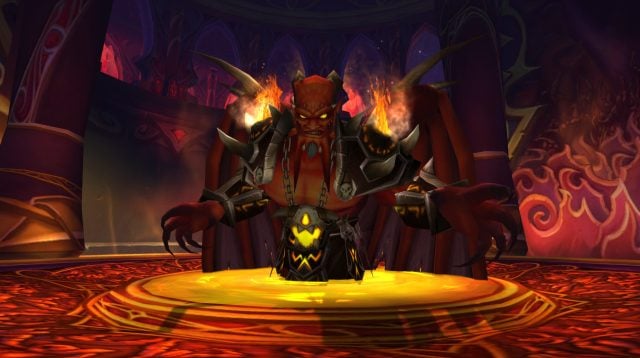 Image of the demonic Kil'Jaeden coming out of the Sunwell in World of Warcraft Burning Crusade.