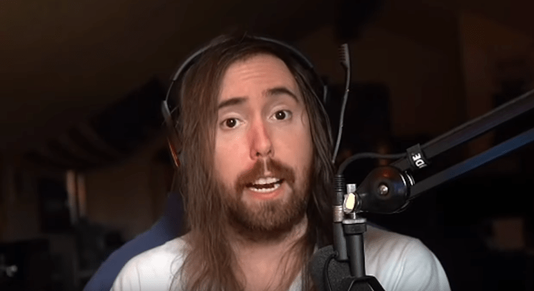 Asmongold talking on stream