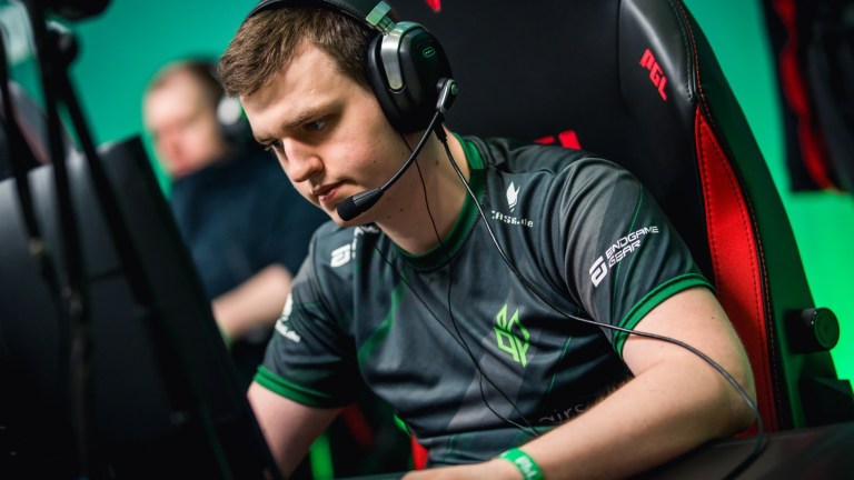 Staehr playing CS:GO for Sprout at the PGL Antwerp Major Europe RMR B in 2022.