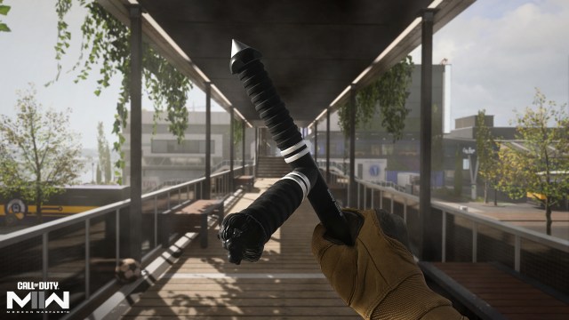 The Tonfa melee weapon in Modern Warfare 2.