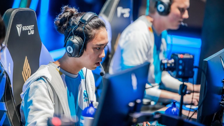 C9 ADC Berserker competes in the 2023 LCS Spring Split