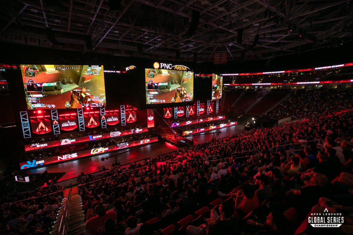 The entire ALGS Championship stage in view, with the audience at the bottom.