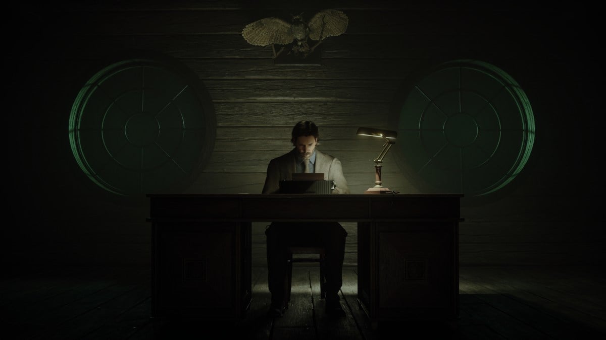 Alan Wake 2 image showing Alan writing.