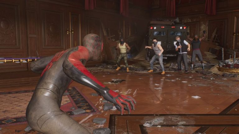 Spider-Man about to start combat with thugs