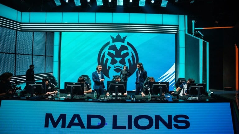 Mad Lions team on the stage in the LEC studio.