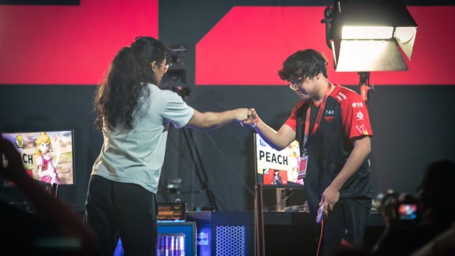 MKLeo winning Genesis 9.