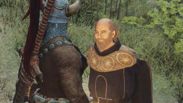 Kendrick, an old man with a long robe, in DD2.