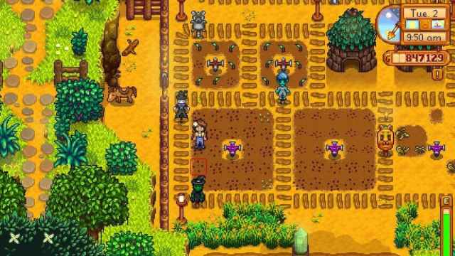 Some Sprinkler layouts in Stardew Valley.