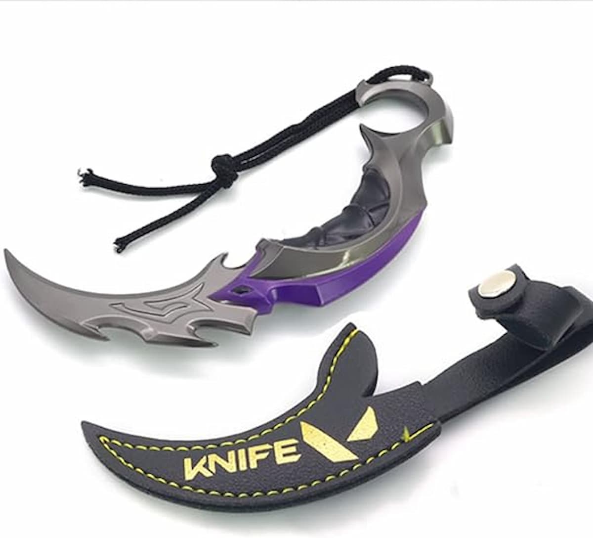 An image of a model of the Reaver Karambit knife from Valorant.