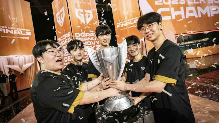 Gen.G lifts four LCK titles in a row