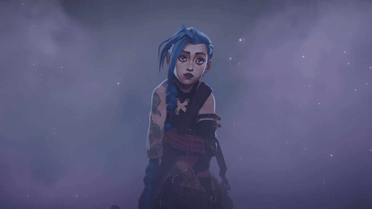 Arcane Jinx standing in the middle of the fog.