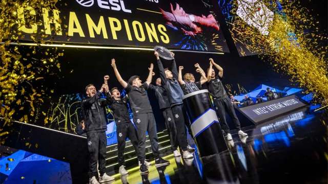 Stewie2K and G2 Esports lift the IEM Dallas 2024 trophy.