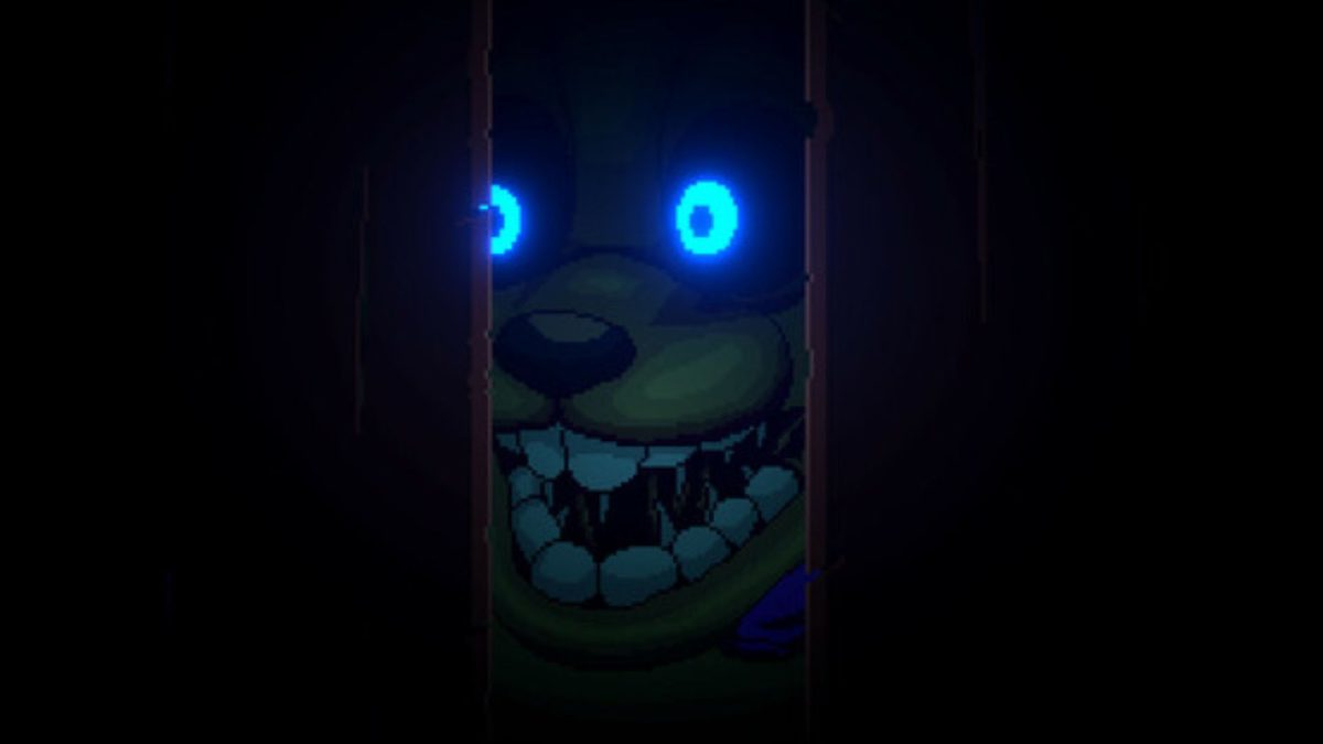 close up of freddy in closet in five nights at freddy's into the pit