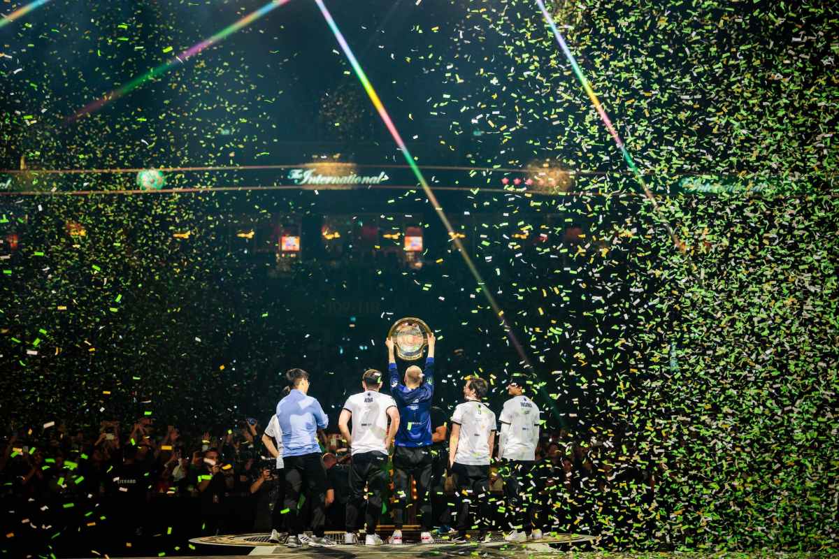 Team Liquid lift the Aegis of Champions at TI13