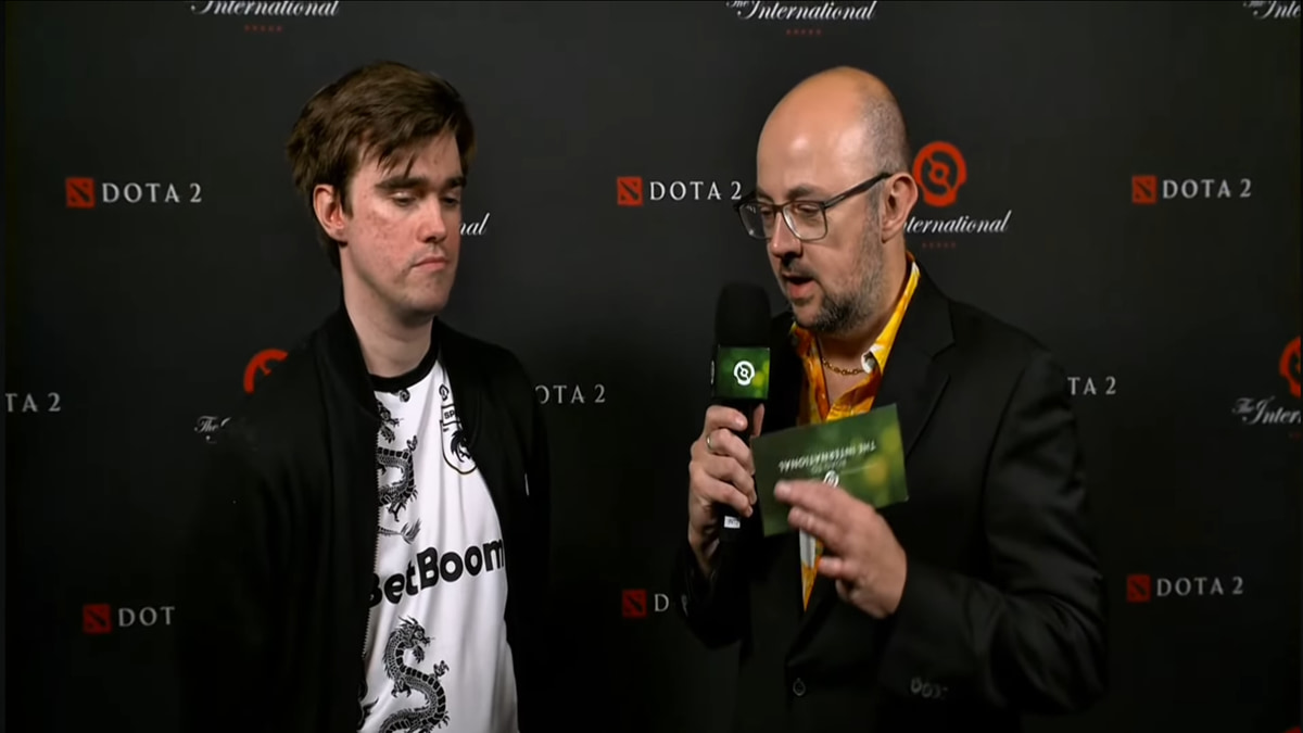 Miposhka from Team Spirit being interviewed by Pyrion Flax at Dota 2's The International 13