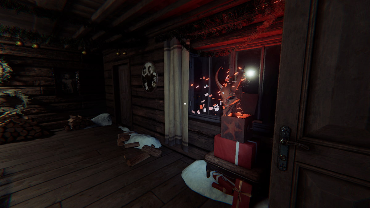 a krampus box in the hallway in phasmophobia.
