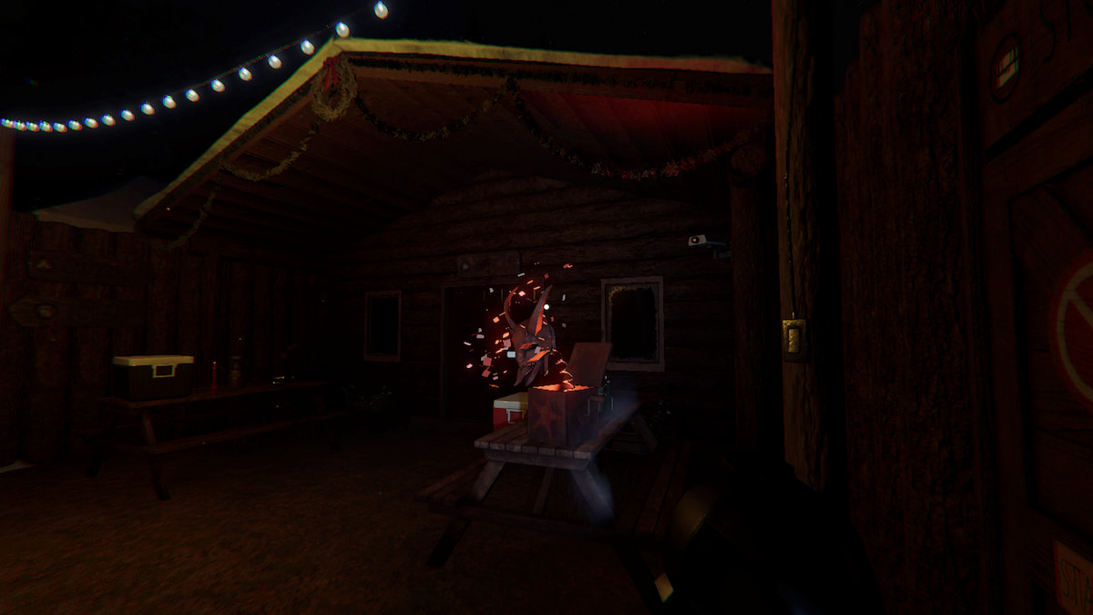 a krampus box outside the reception room in phasmophobia. 