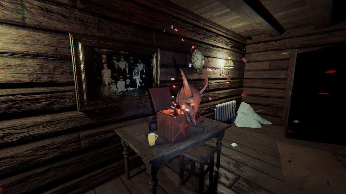 a krampus box in the bedroom in phasmophobia.