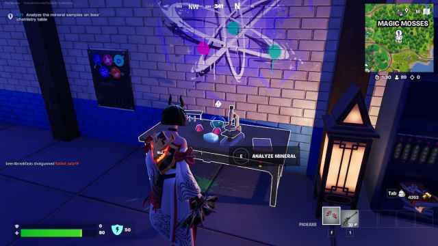 Picture showing player analysing the mineral samples in Fortnite.