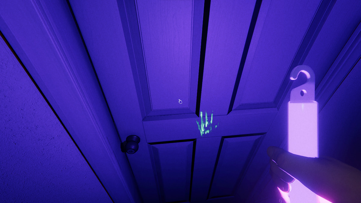 A green ultraviolet handprint on a door illuminated by a purple light in Phasmophobia.
